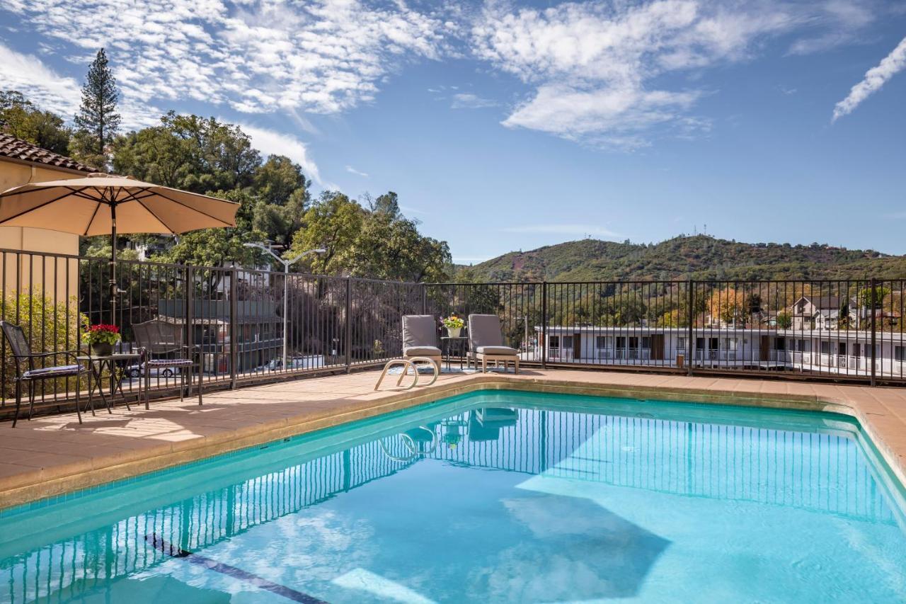 Hotel Lumberjack Sonora Bagian luar foto